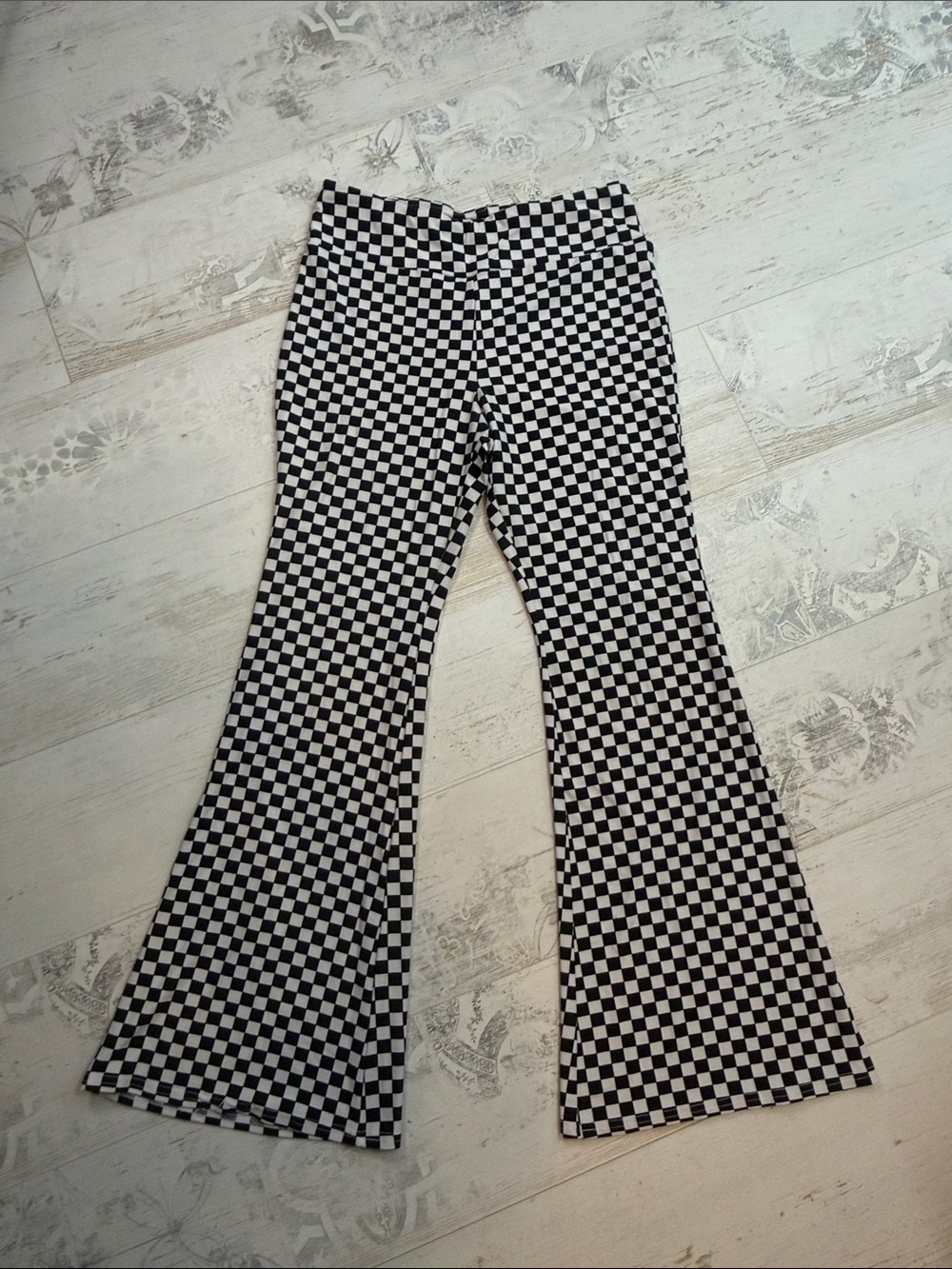 No Boundaries Black and White Checkered Flare Pants Size Large Juniors
